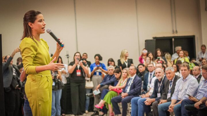 Raquel fala sobre os desafios para os próximos anos na 25ª Conferência Unale