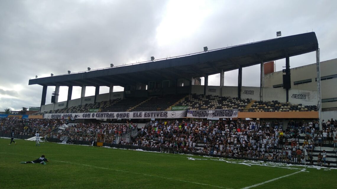 Central e Porto voltam a Série A1 de Pernambuco