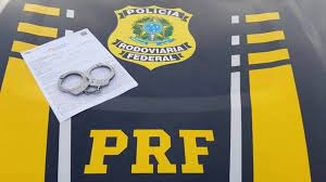 Procurado por roubo no Ceará é detido pela PRF em Pernambuco
