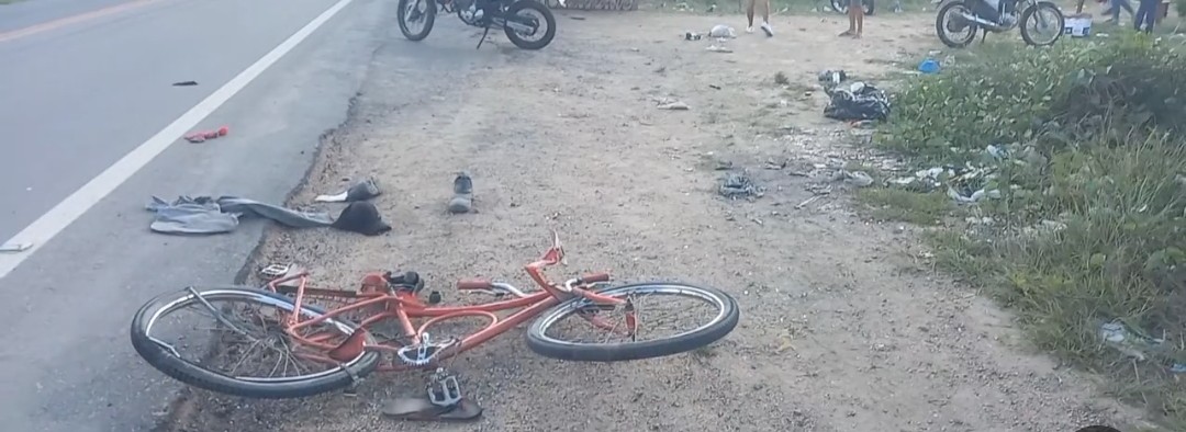 Ciclista morre atropelado por caminhão na PE 95, em Caruaru
