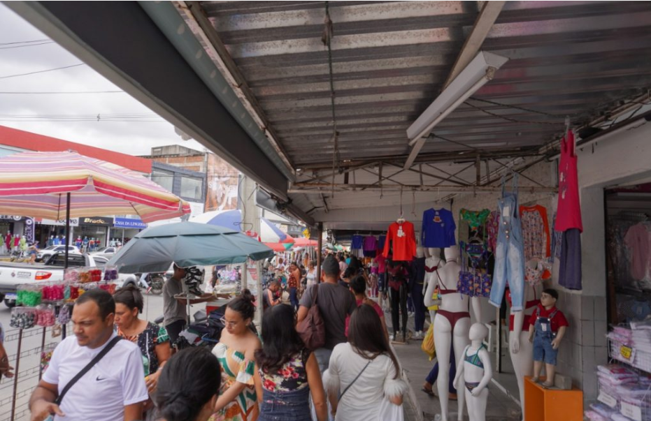 Feira da Sulanca de Caruaru registra grande movimentação de clientes neste domingo (06) Feira da Sulanca de Caruaru registra grande movimentação de clientes neste domingo (06)