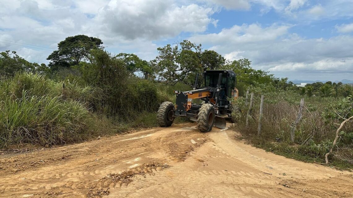 Terraplanagem é realizada no 3º distrito após requerimento do vereador Edmilson do Salgado Terraplanagem é realizada no 3º distrito após requerimento do vereador Edmilson do Salgado