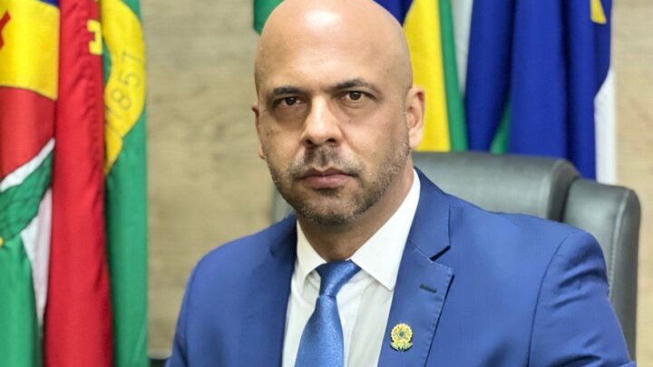 Anderson Correia pede atenção do município para animais silvestres e de grande porte