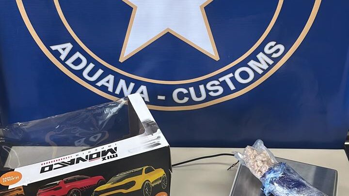 Receita Federal apreende drogas que estavam escondidas em carrinho de brinquedo