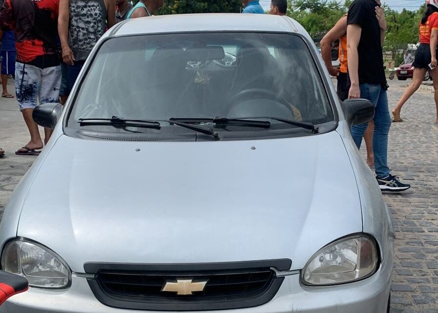 Motorista assassinado a tiros dentro do próprio carro em Caruaru