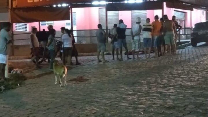 Tentativa de homicídio: Mulher é baleada e socorrida para o HRA, em Caruaru