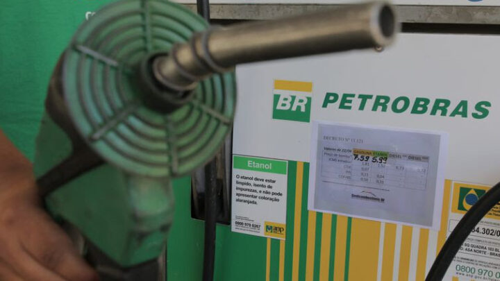 Petrobras reduz preços da gasolina e do diesel para as distribuidoras