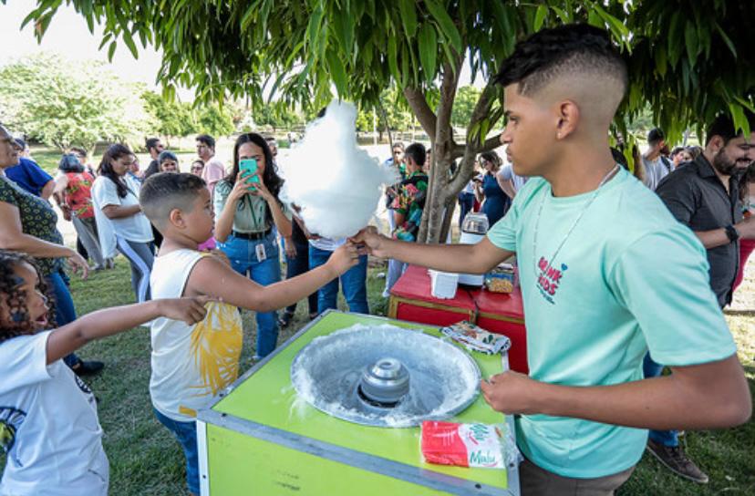 Colônia de férias gratuita está sendo realizada no Parque Ambiental do bairro Rendeiras Colônia de férias gratuita está sendo realizada no Parque Ambiental do bairro Rendeiras