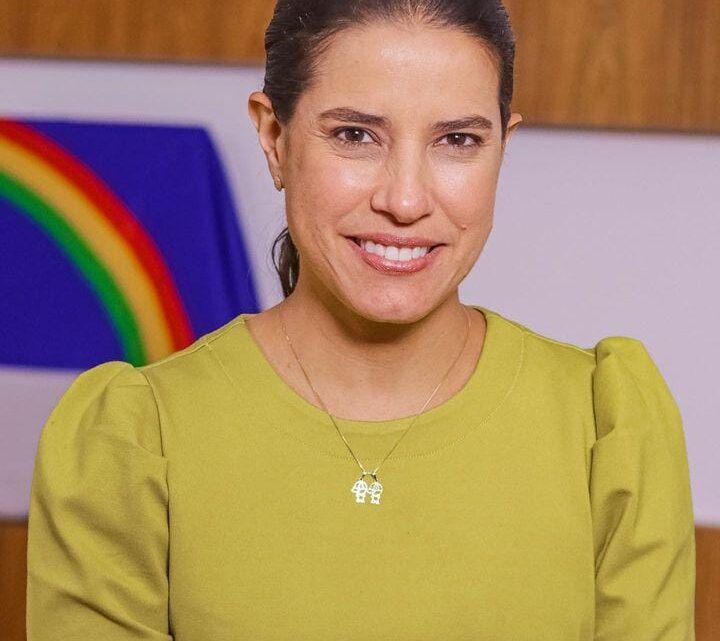 Primeira governadora eleita por Pernambuco, Raquel Lyra toma posse neste domingo (1°)
