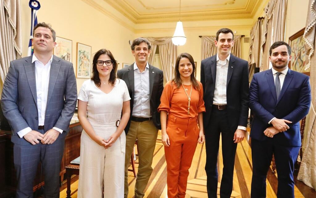 Governo articula a ampliação de voos da Azul em Pernambuco Governo articula a ampliação de voos da Azul em Pernambuco