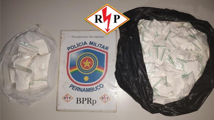 PM realiza apreensão de cocaína e quatro suspeitos fogem