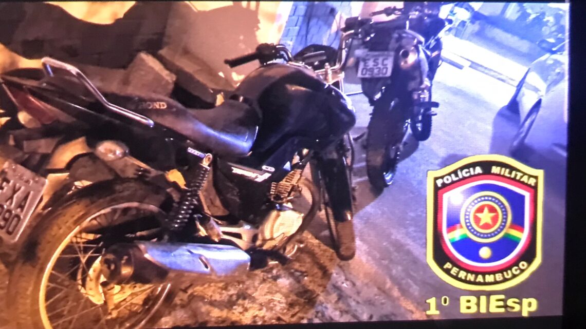 Homem é preso com duas motos roubadas em Altinho Homem é preso com duas motos roubadas em Altinho