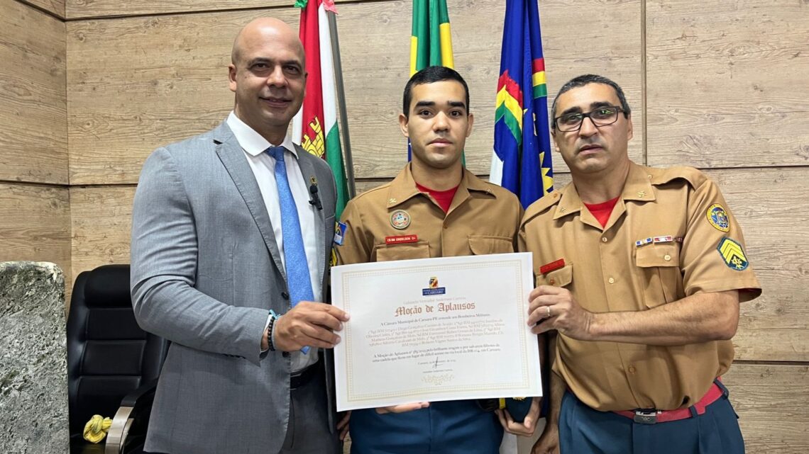 Anderson Correia homenageia bombeiros na Câmara de Caruaru Anderson Correia homenageia bombeiros na Câmara de Caruaru