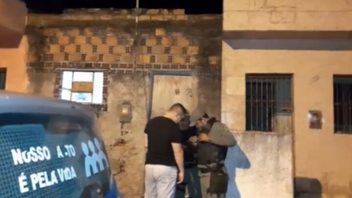 Duas pessoas assassinadas e outras duas feridas a bala enquanto trabalhavam