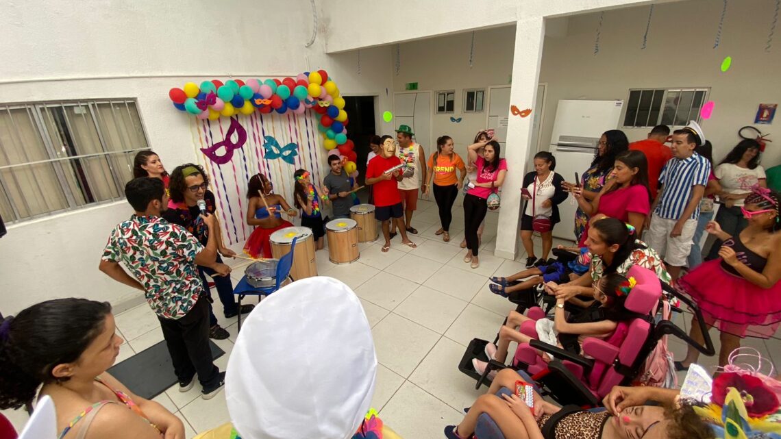 Apaes de Pernambuco realizaram eventos para comemorar o carnaval