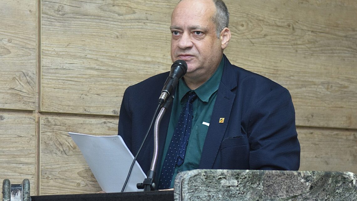 Vereador Jorge Quintino solicita propositura ligada à introspecção de Caruaru na próxima lista de municípios contemplados com faixa 5G e solicita requerimentos ligados ao meio ambiente e mobilidade Vereador Jorge Quintino solicita propositura ligada à introspecção de Caruaru na próxima lista de municípios contemplados com faixa 5G e solicita requerimentos ligados ao meio ambiente e mobilidade