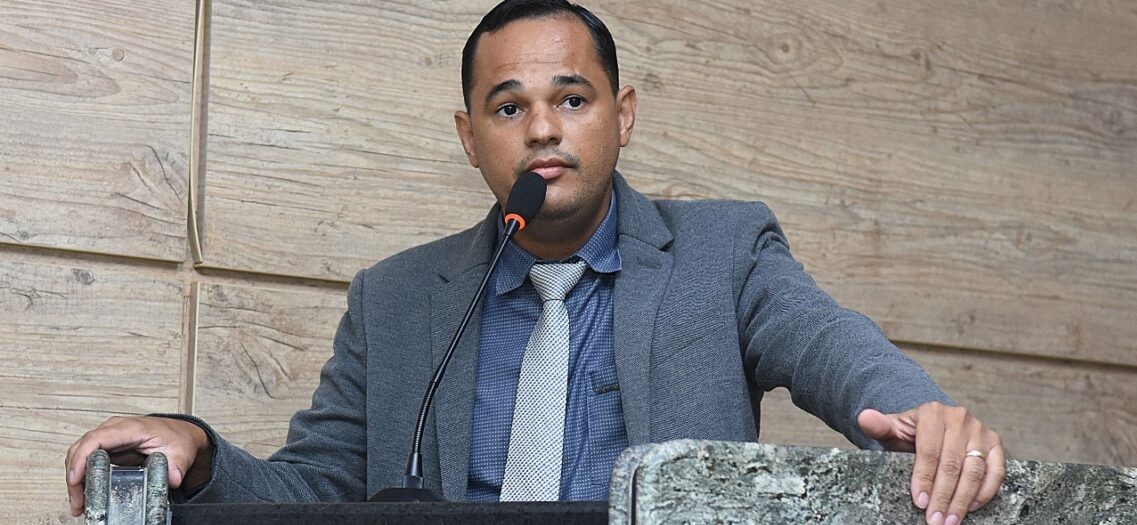Vereador Irmão Ronaldo pede convênios entre a Administração Pública e as instituições religiosas de Caruaru Vereador Irmão Ronaldo pede convênios entre a Administração Pública e as instituições religiosas de Caruaru