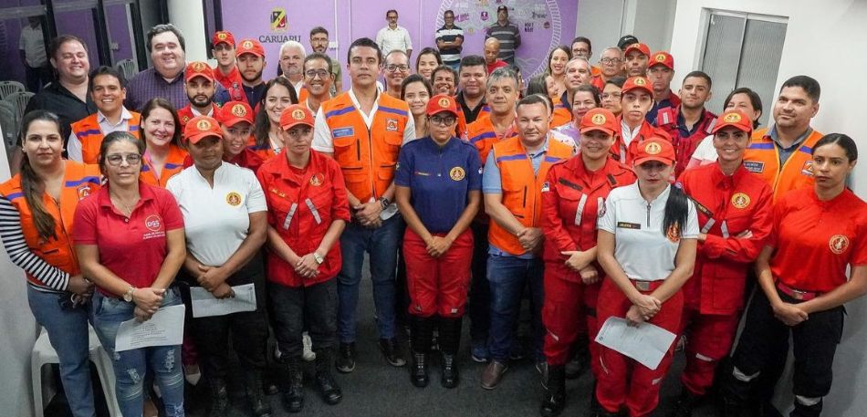 Vereador Cabo Cardoso representa a Câmara na convocação dos bombeiros civis pelo prefeito Rodrigo Pinheiro Vereador Cabo Cardoso representa a Câmara na convocação dos bombeiros civis pelo prefeito Rodrigo Pinheiro