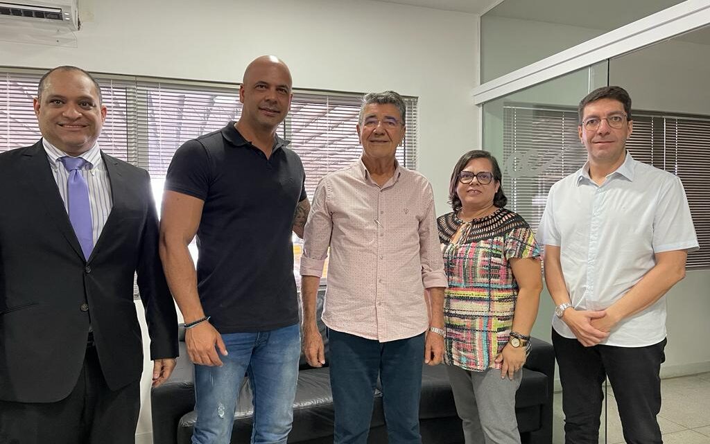 Anderson Correia discute mobilidade humana para Caruaru com especialistas