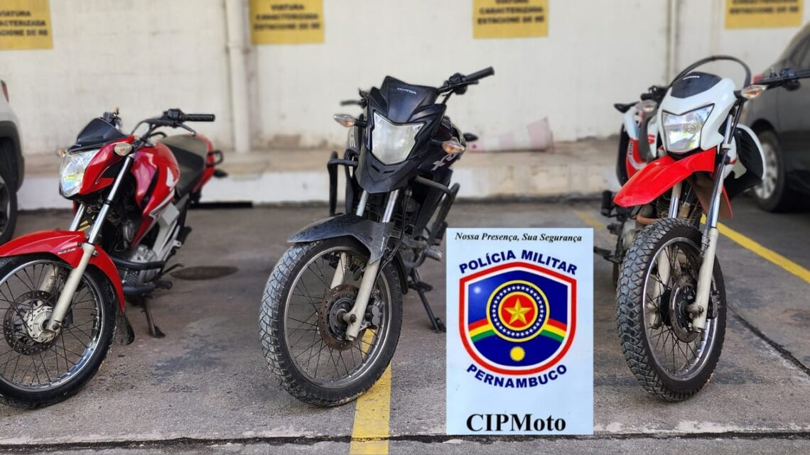 CIPMOTO recupera motos roubadas em desmanche e apreende ferramentas para remarcação de chassis CIPMOTO recupera motos roubadas em desmanche e apreende ferramentas para remarcação de chassis