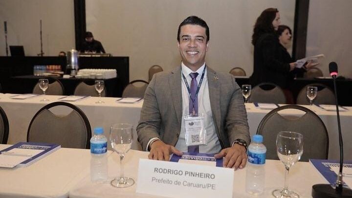 Prefeito de Caruaru Rodrigo Pinheiro é empossado vice-presidente do ‘G100’ grupo especial da Frente Nacional de Prefeitos (FNP)