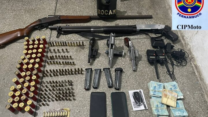 Ex-vereador preso em flagrante com arsenal