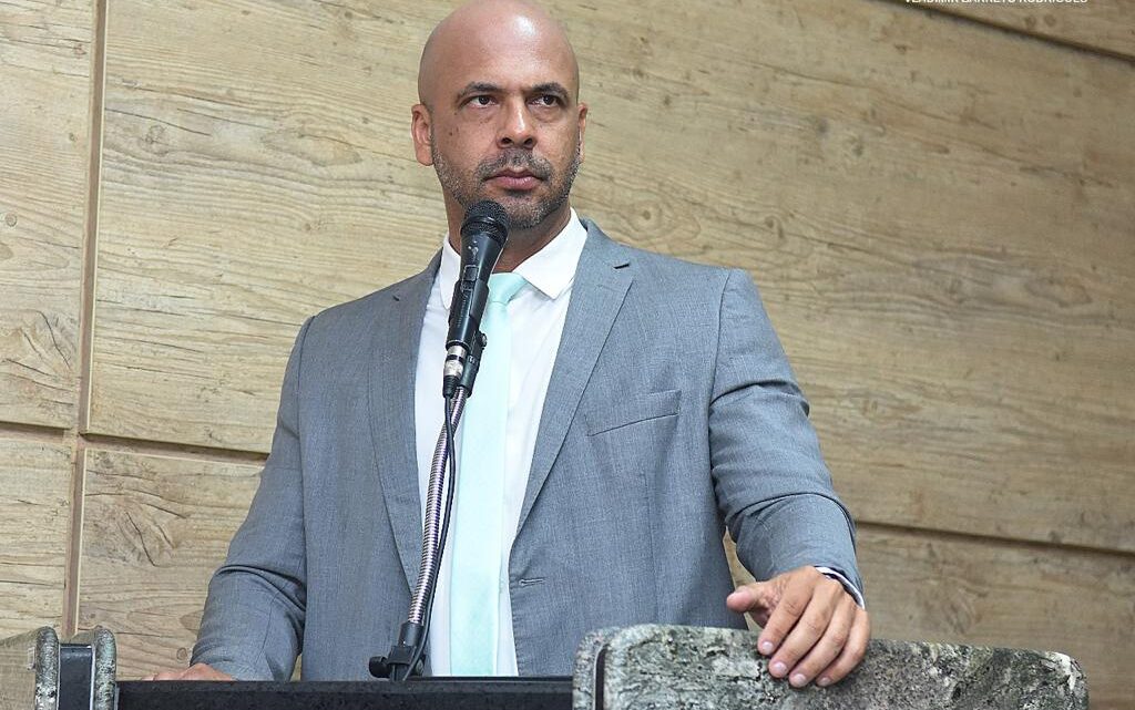 Anderson Correia pede criação de Rota Ciclística com ciclofaixas para interligar bairros de Caruaru Anderson Correia pede criação de Rota Ciclística com ciclofaixas para interligar bairros de Caruaru