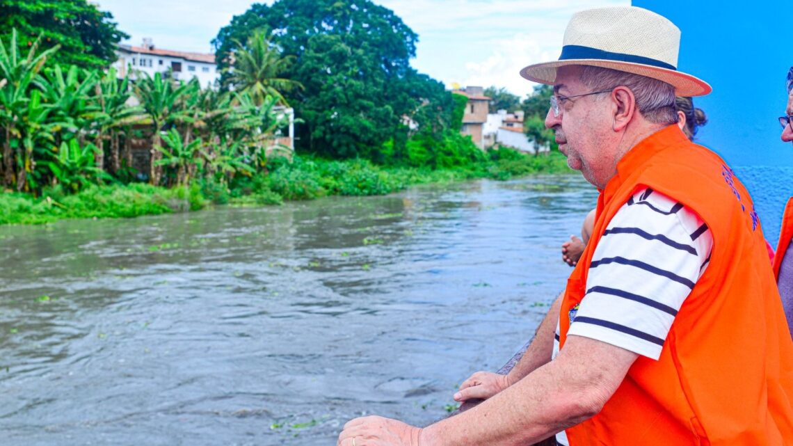 Defesa Civil de Gravatá realiza monitoramento do Rio Ipojuca Defesa Civil de Gravatá realiza monitoramento do Rio Ipojuca