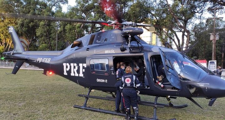 Criança internada com epilepsia em Gravatá, é transferida para Recife, em helicóptero da PRF Criança internada com epilepsia em Gravatá, é transferida para Recife, em helicóptero da PRF