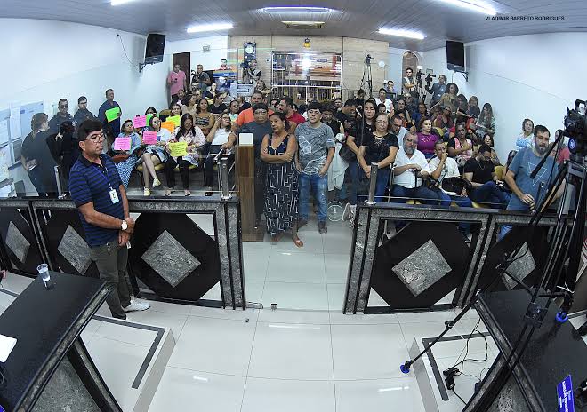 Plano de Cargos, Carreira, Desenvolvimento e Remuneração (PCCDR) será pago nesta sexta-feira (28) aos professores de Caruaru Plano de Cargos, Carreira, Desenvolvimento e Remuneração (PCCDR) será pago nesta sexta-feira (28) aos professores de Caruaru