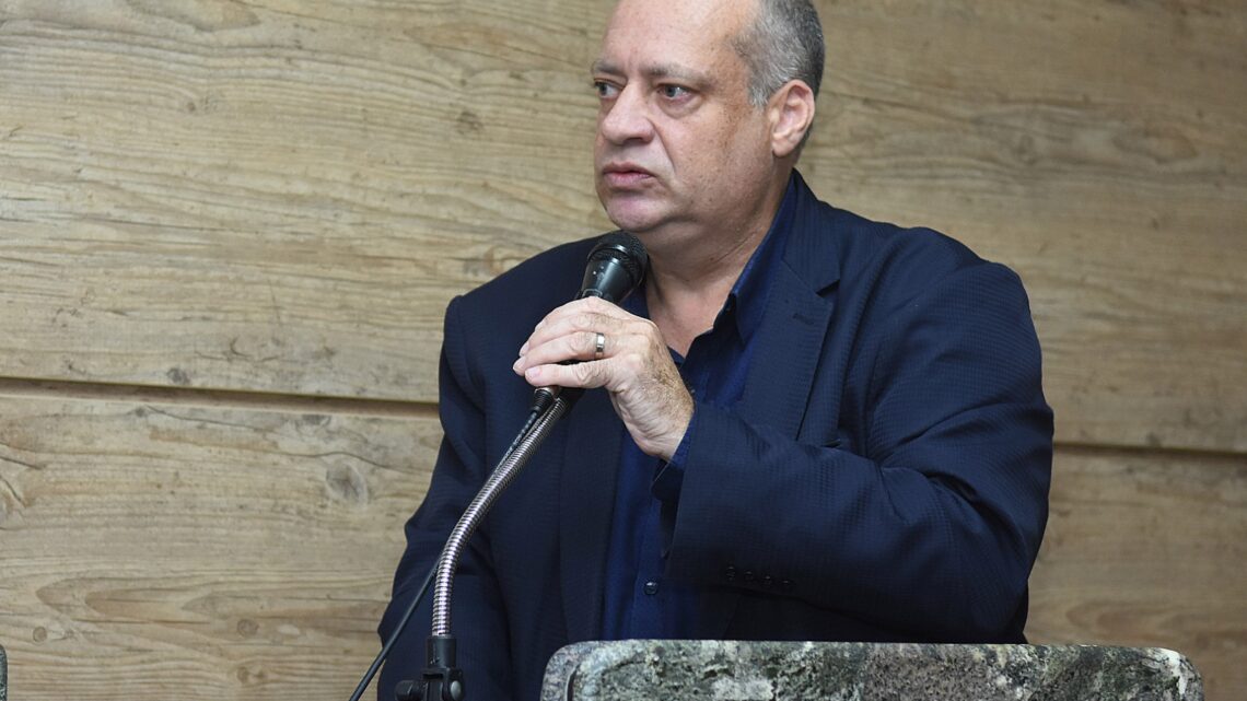 Discurso do vereador Jorge Quintino, durante a audiência pública sobre segurança nas escolas: “A violência nas escolas tem o ódio nas suas causas” Discurso do vereador Jorge Quintino, durante a audiência pública sobre segurança nas escolas: “A violência nas escolas tem o ódio nas suas causas”