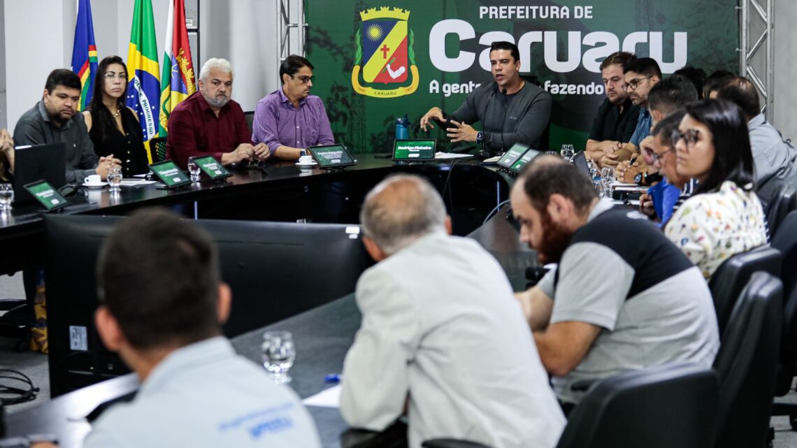 Feira da Sulanca de Caruaru vai começar às 2h da madrugada das sextas-feiras Feira da Sulanca de Caruaru vai começar às 2h da madrugada das sextas-feiras