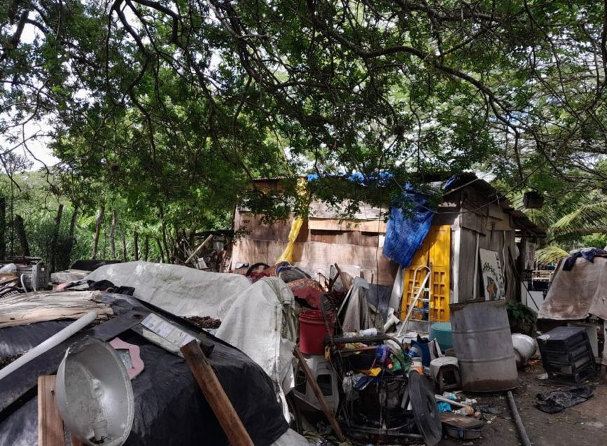 Catador de Recicláveis é encontrado morto com mãos e pés amarrados, em Caruaru Catador de Recicláveis é encontrado morto com mãos e pés amarrados, em Caruaru