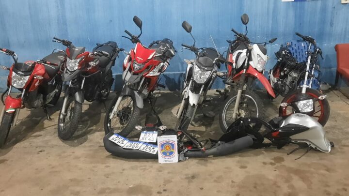 PM localiza desmanchee recupera sete veículos