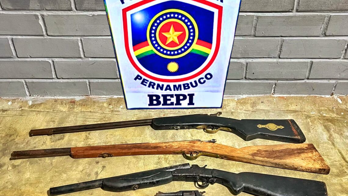 PM apreende armas e munições em Bezerros