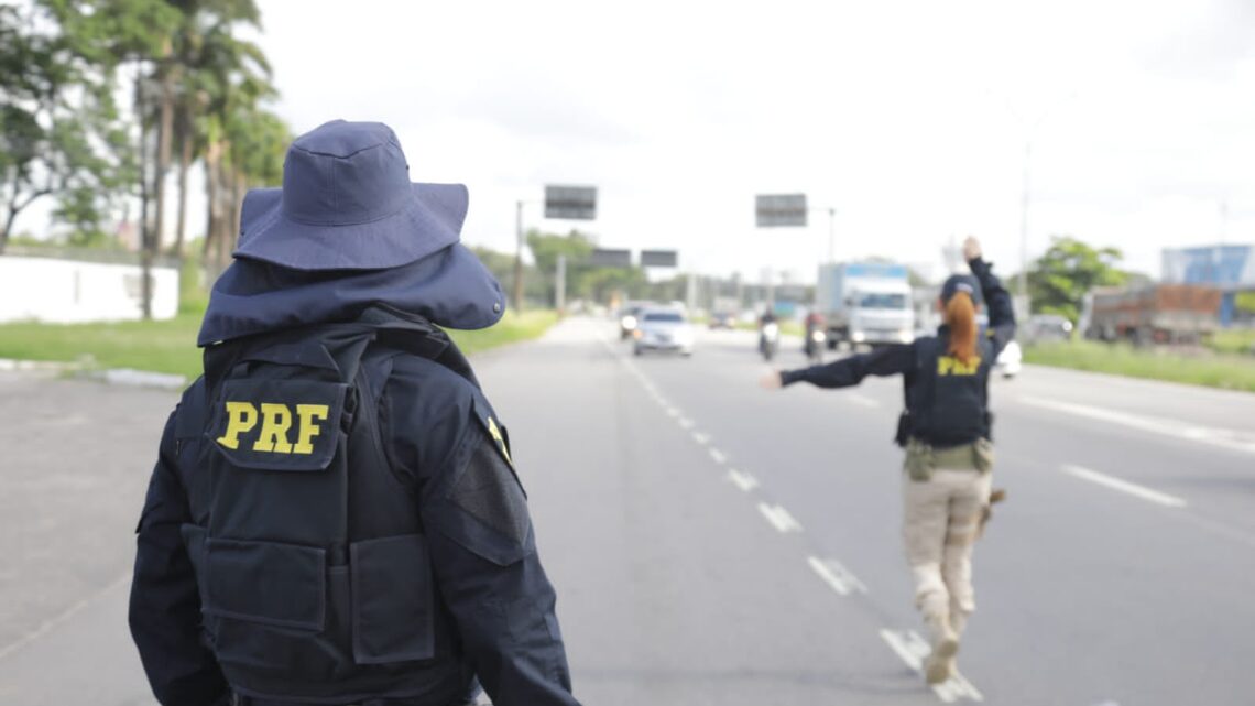 Três mortes e mais de 40 feridos nas estradas, durante feriadão, em Pernambuco