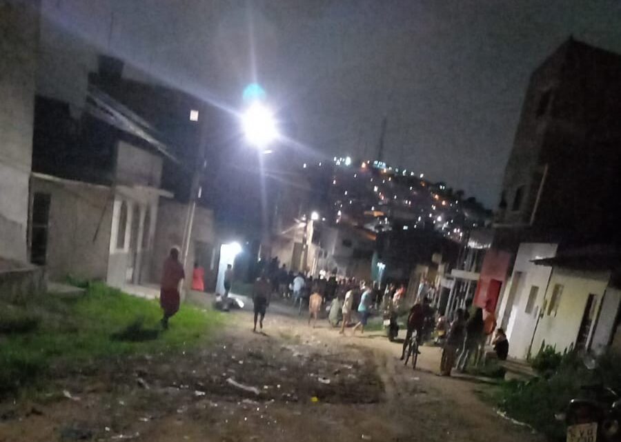 Jovem é assassinado em Caruaru Jovem é assassinado em Caruaru
