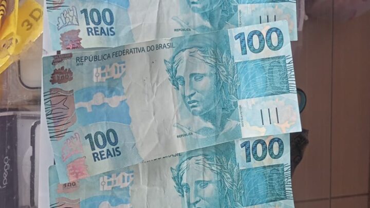 PM captura homemcom cédulas falsas