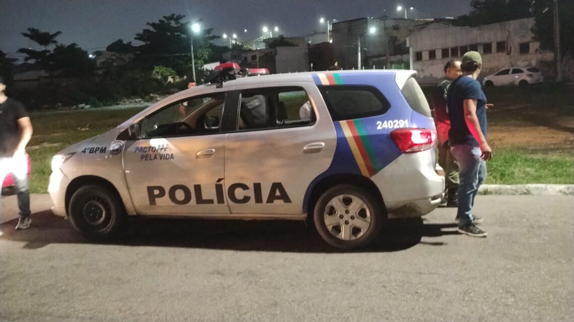 Homem é morto a golpes de gargalo de garrafa em Caruaru Homem é morto a golpes de gargalo de garrafa em Caruaru