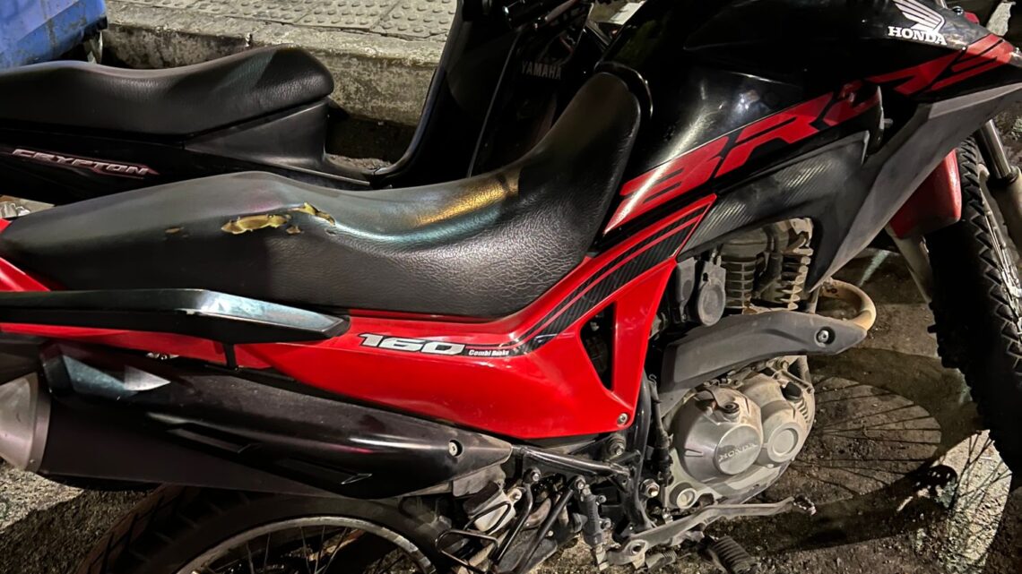 Moto com restrição de roubo/furto é recuperada, em Operação do Detran-PE