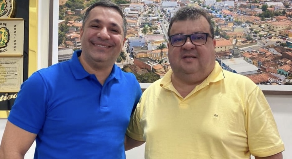 Júnior da Saúde se reúne com prefeito Josafá para debater a proteção animal na cidade de São Caitano