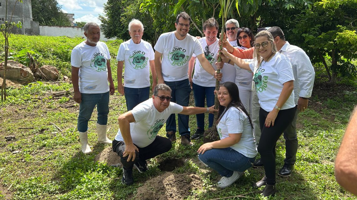 Dia Municipal e Estadual do Rio Ipojuca com plantação de mudas na Área de Preservação Permanente em Caruaru Dia Municipal e Estadual do Rio Ipojuca com plantação de mudas na Área de Preservação Permanente em Caruaru