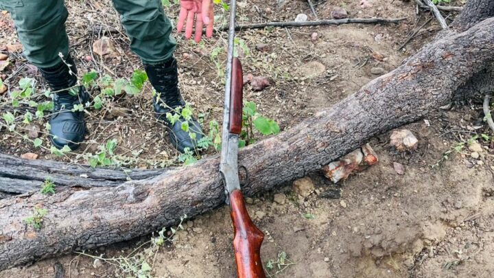 PM prende 7 pessoas e apreende 6 armas, maconha, cocaína e celulares roubados