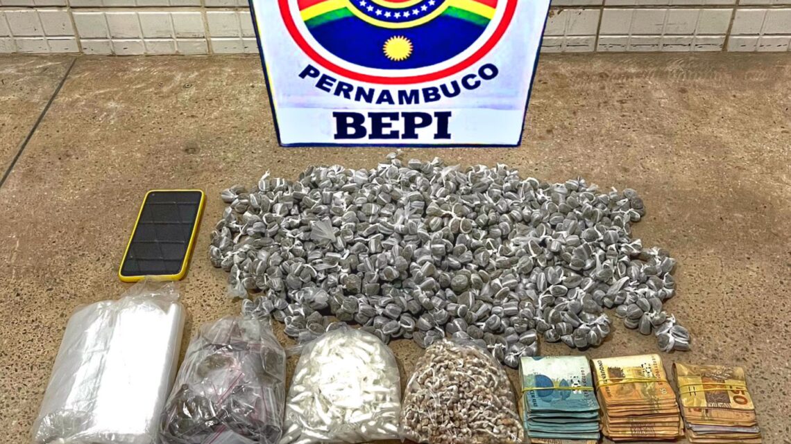 PM apreende dinheiro, supermaconha, cocaína, ecstasy no litoral sul de Pernambuco