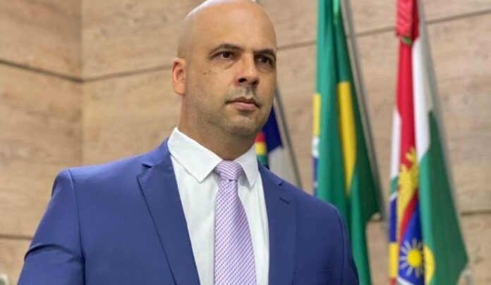 Anderson Correia solicita instalação de Posto Policial 24h na Rua Saldanha da Gama
