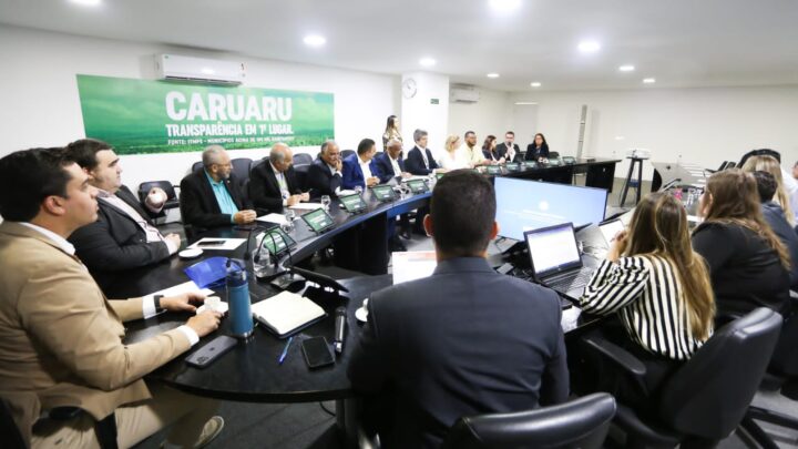 Prefeitura de Caruaru e Governo-PE iniciam entendimento para renovação do contrato de concessão com a Compesa