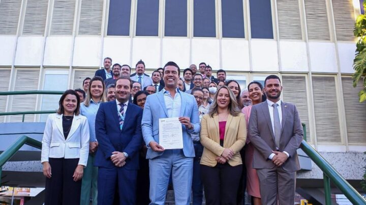 Prefeito de Caruaru assina contrato com a Caixa Econômica Federal para investir 100 milhões em obras em Caruaru