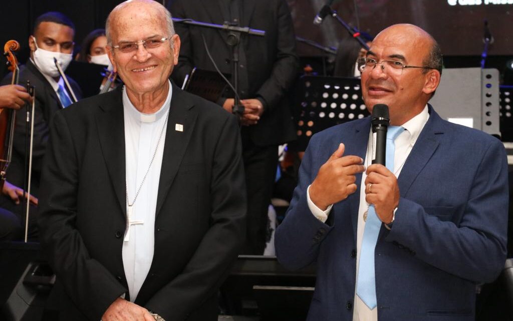 Dom Fernando receberáhomenagem na celebraçãodos 33 anos da Obra de Maria Dom Fernando receberáhomenagem na celebraçãodos 33 anos da Obra de Maria