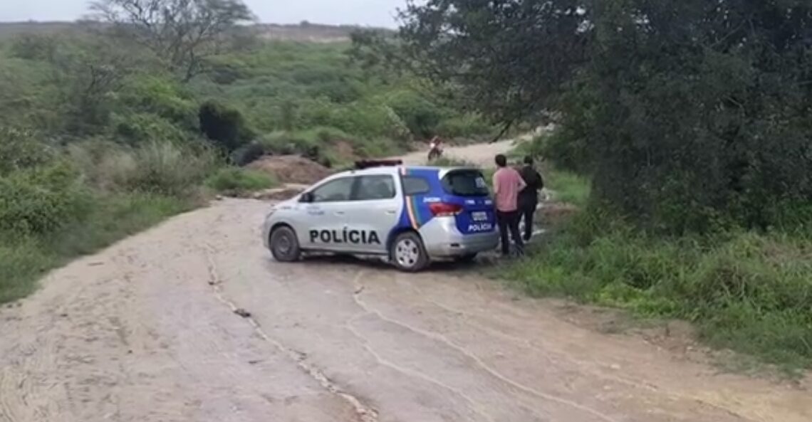 Jovem é assassinado em estrada vicinal em Caruaru