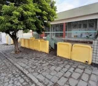 Homem é encontrado morto e seminu em Caruaru Homem é encontrado morto e seminu em Caruaru